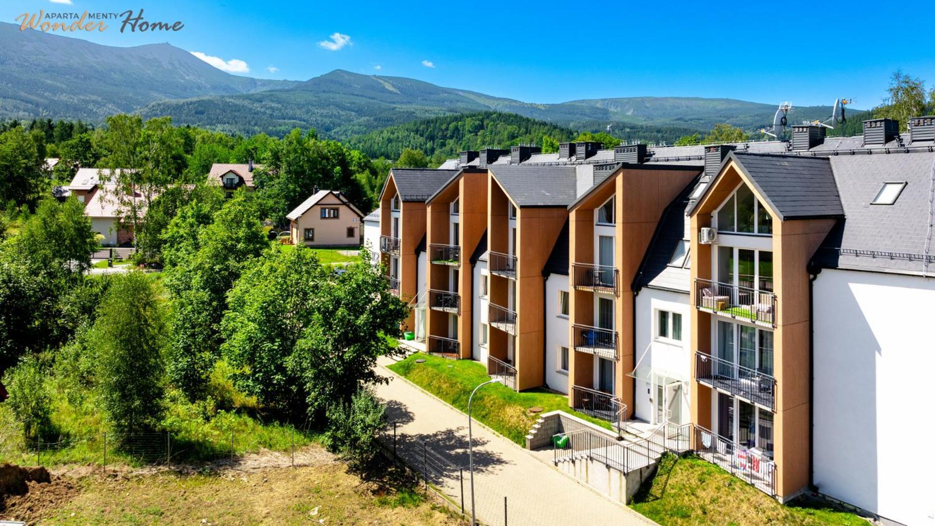 Wonder Home - Apartamenty W Malowniczej Okolicy, Z Balkonami I Widokiem Na Gory Karpacz Dış mekan fotoğraf