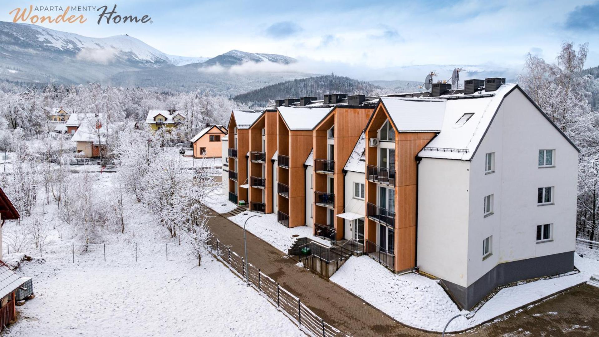 Wonder Home - Apartamenty W Malowniczej Okolicy, Z Balkonami I Widokiem Na Gory Karpacz Dış mekan fotoğraf